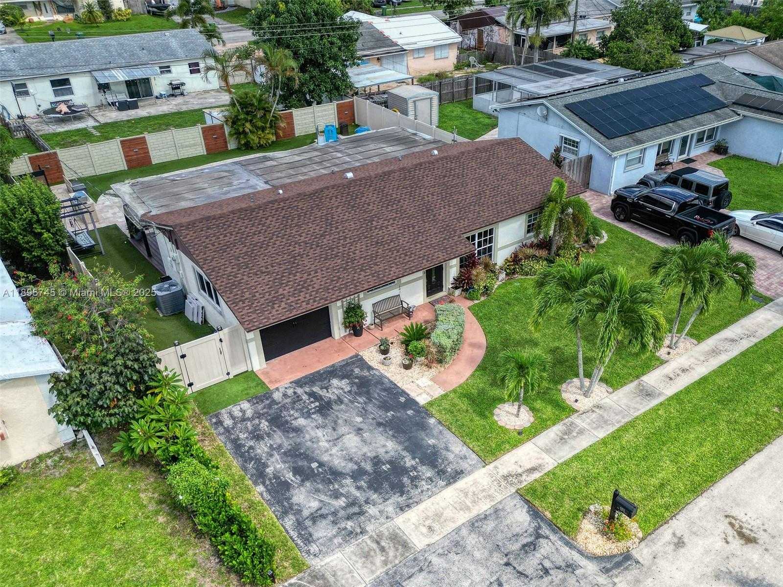 Small Image of 6821 NORTH WEST 6TH ST, Margate Number 45