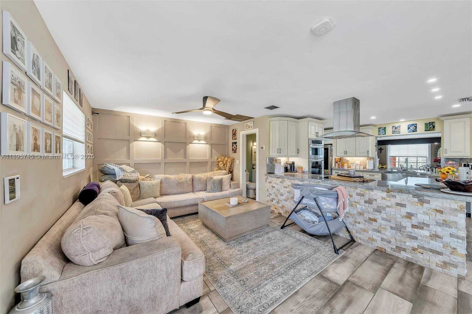 Small Image of 6821 NORTH WEST 6TH ST, Margate Number 8