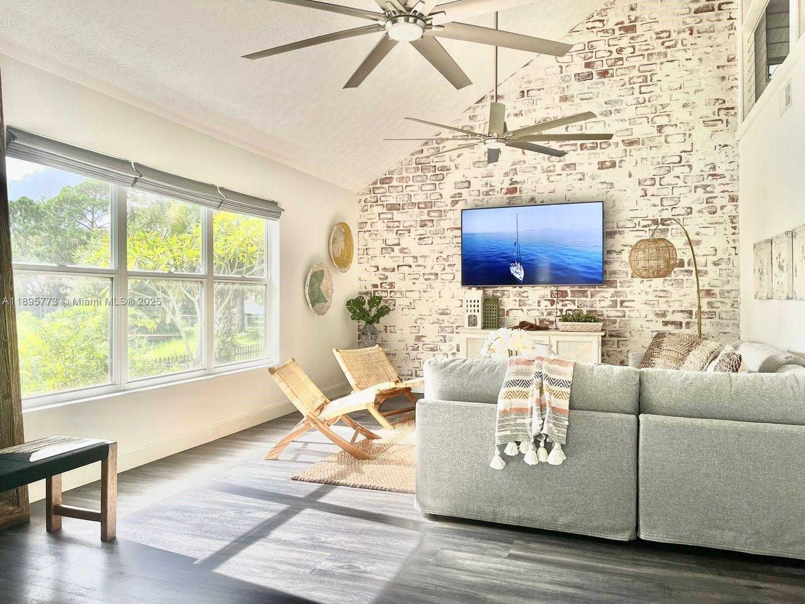 Small Image of 4700 REGINA DR, Fort Pierce Number 35