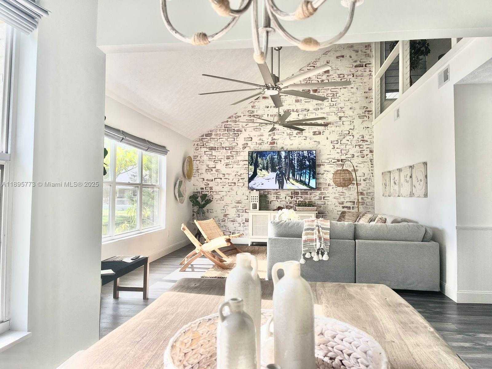 Small Image of 4700 REGINA DR, Fort Pierce Number 36
