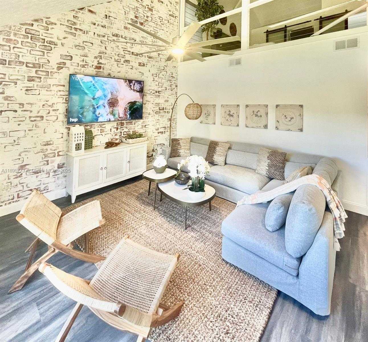 Small Image of 4700 REGINA DR, Fort Pierce Number 65