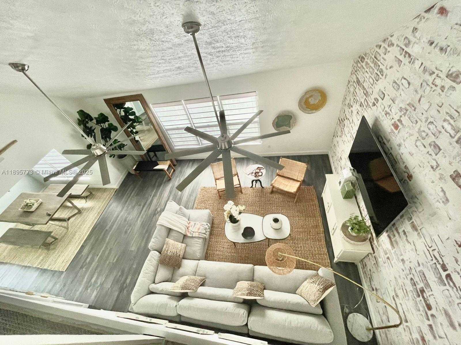 Small Image of 4700 REGINA DR, Fort Pierce Number 85
