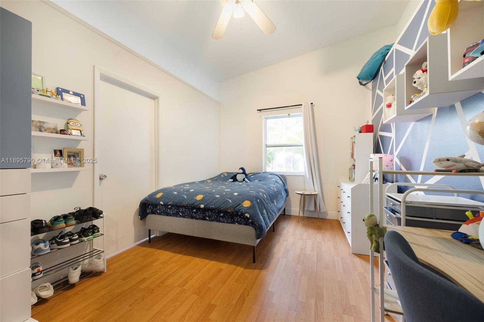 Small Image of 9730 SOUTH WEST 219TH ST, Cutler Bay Number 13