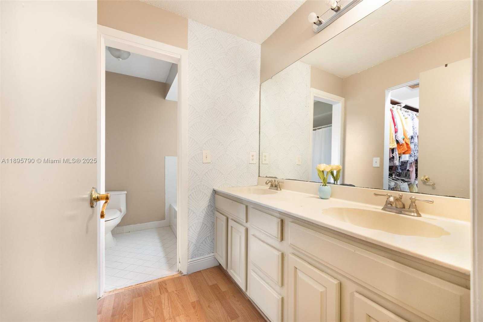 Small Image of 9730 SOUTH WEST 219TH ST, Cutler Bay Number 19
