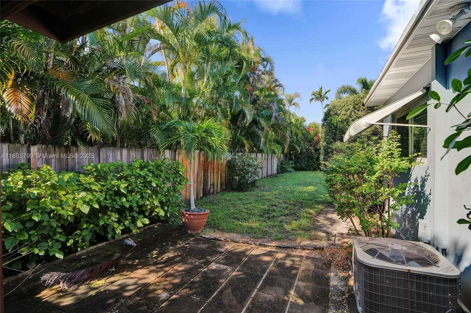 Small Image of 1413 NORTH EAST 17TH WAY, Fort Lauderdale Number 15