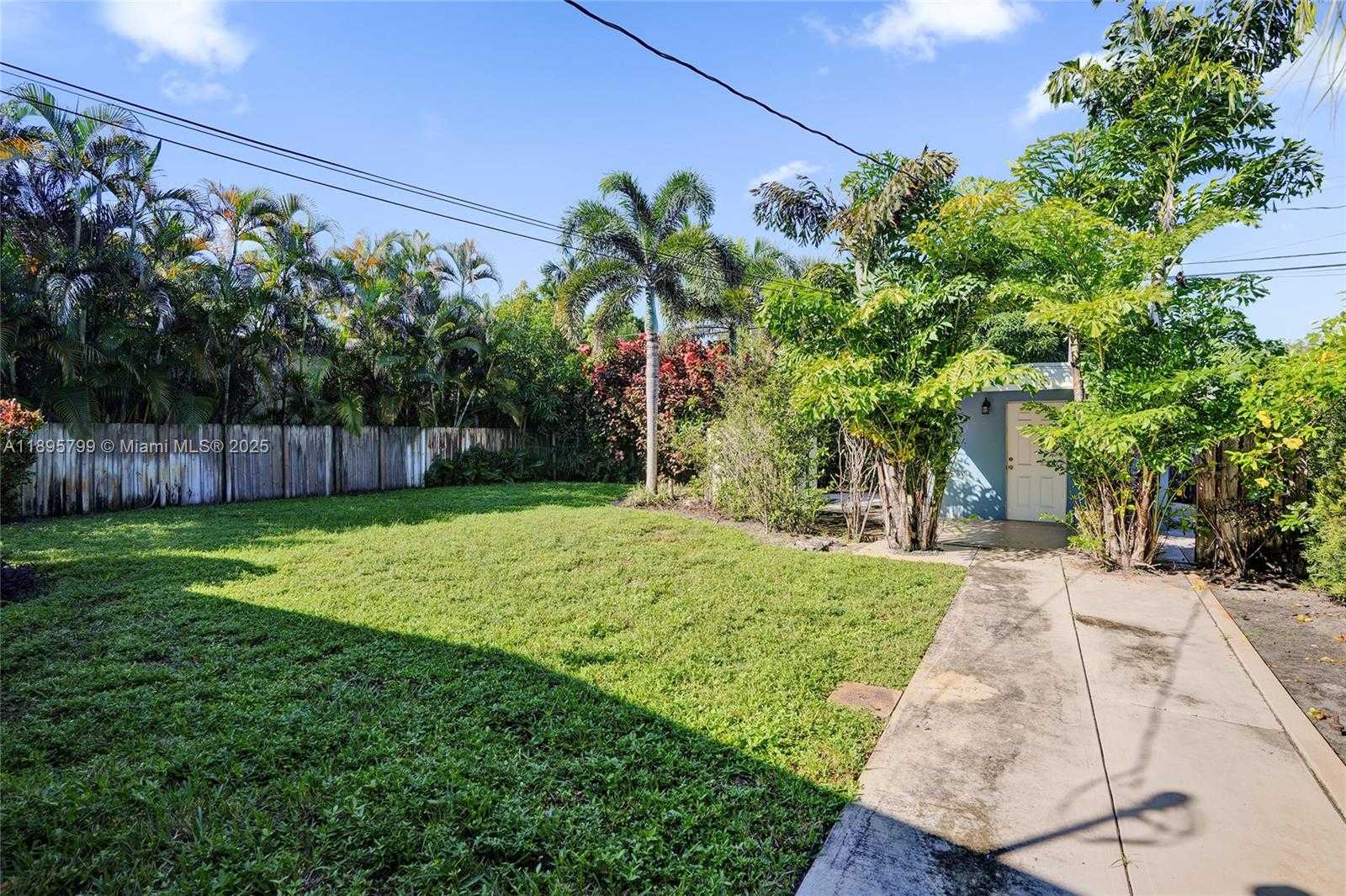Small Image of 1413 NORTH EAST 17TH WAY, Fort Lauderdale Number 21