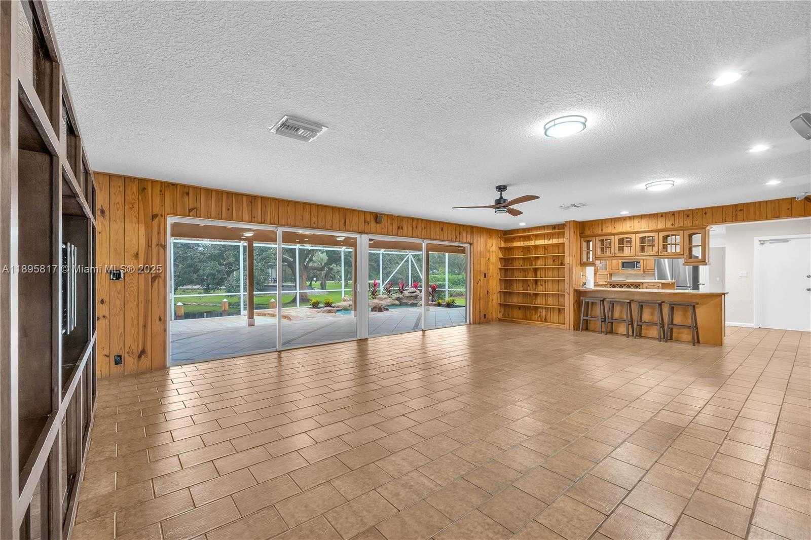 Small Image of 4020 SOUTH WEST 112TH AVE, Davie Number 10