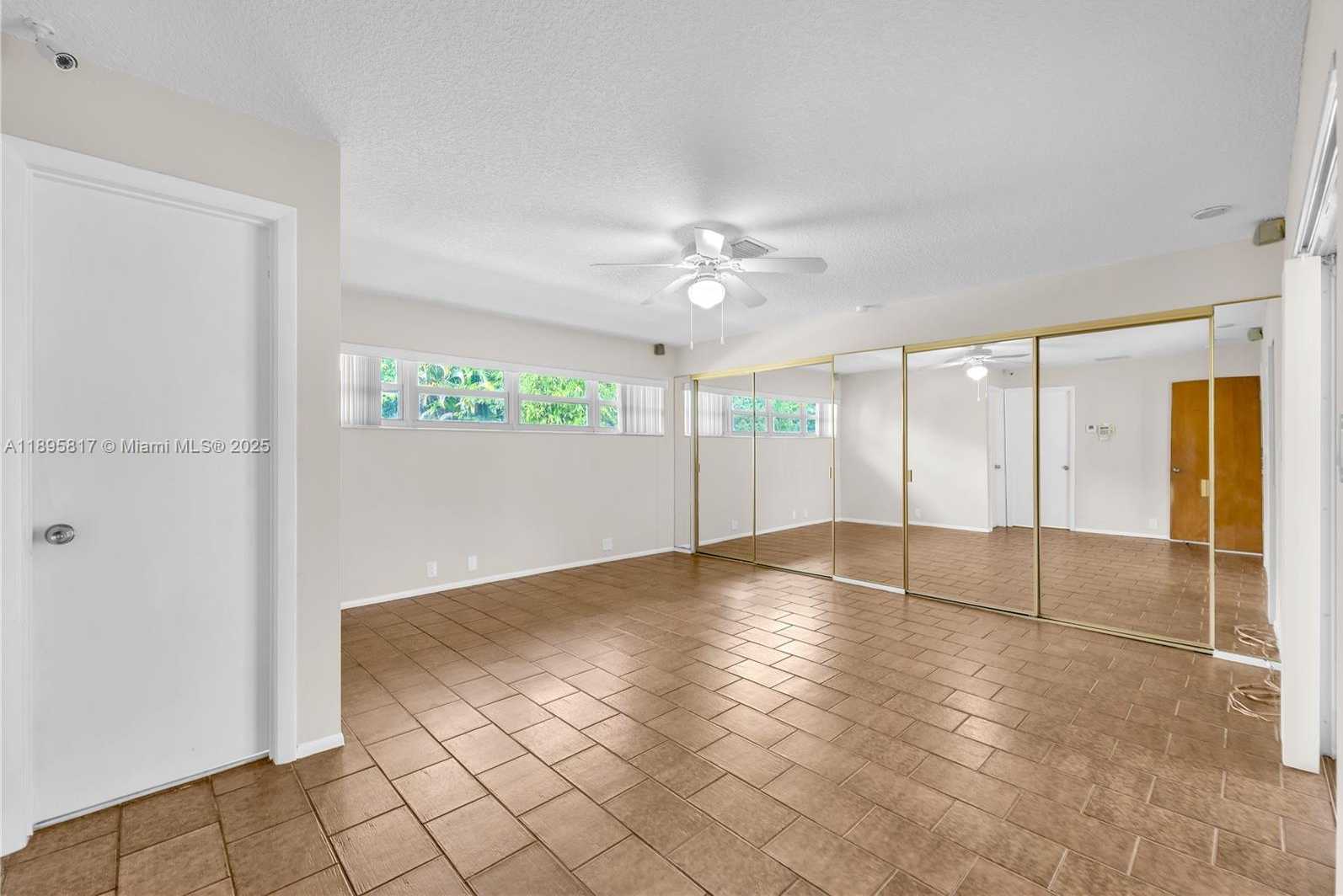 Small Image of 4020 SOUTH WEST 112TH AVE, Davie Number 18