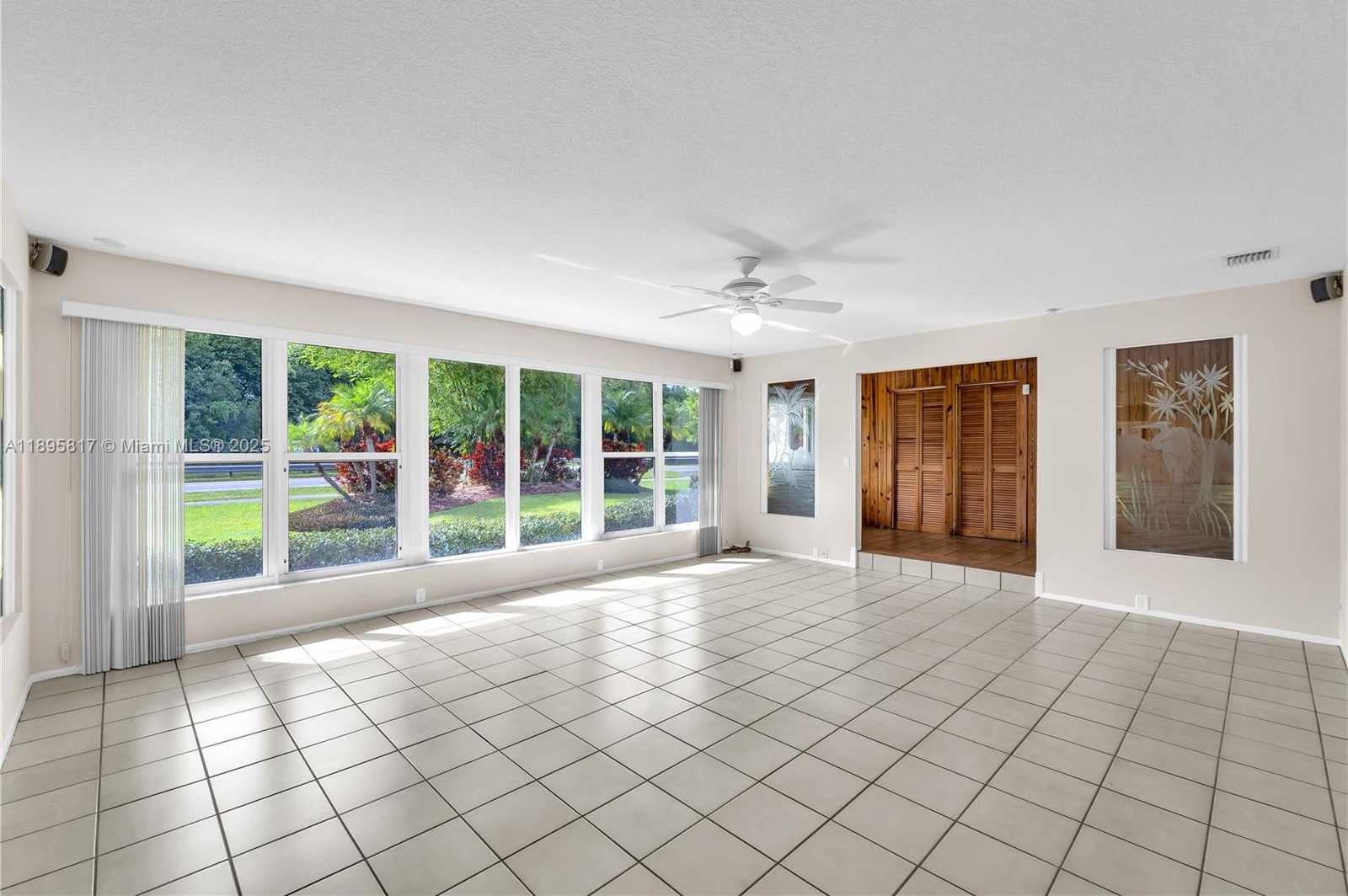 Small Image of 4020 SOUTH WEST 112TH AVE, Davie Number 26