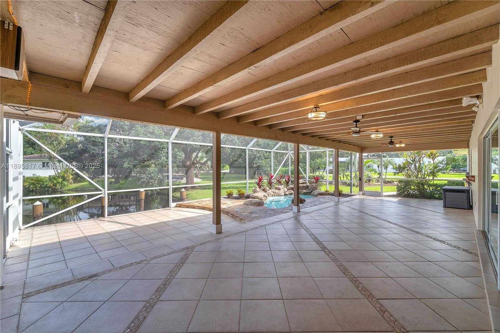 Small Image of 4020 SOUTH WEST 112TH AVE, Davie Number 33
