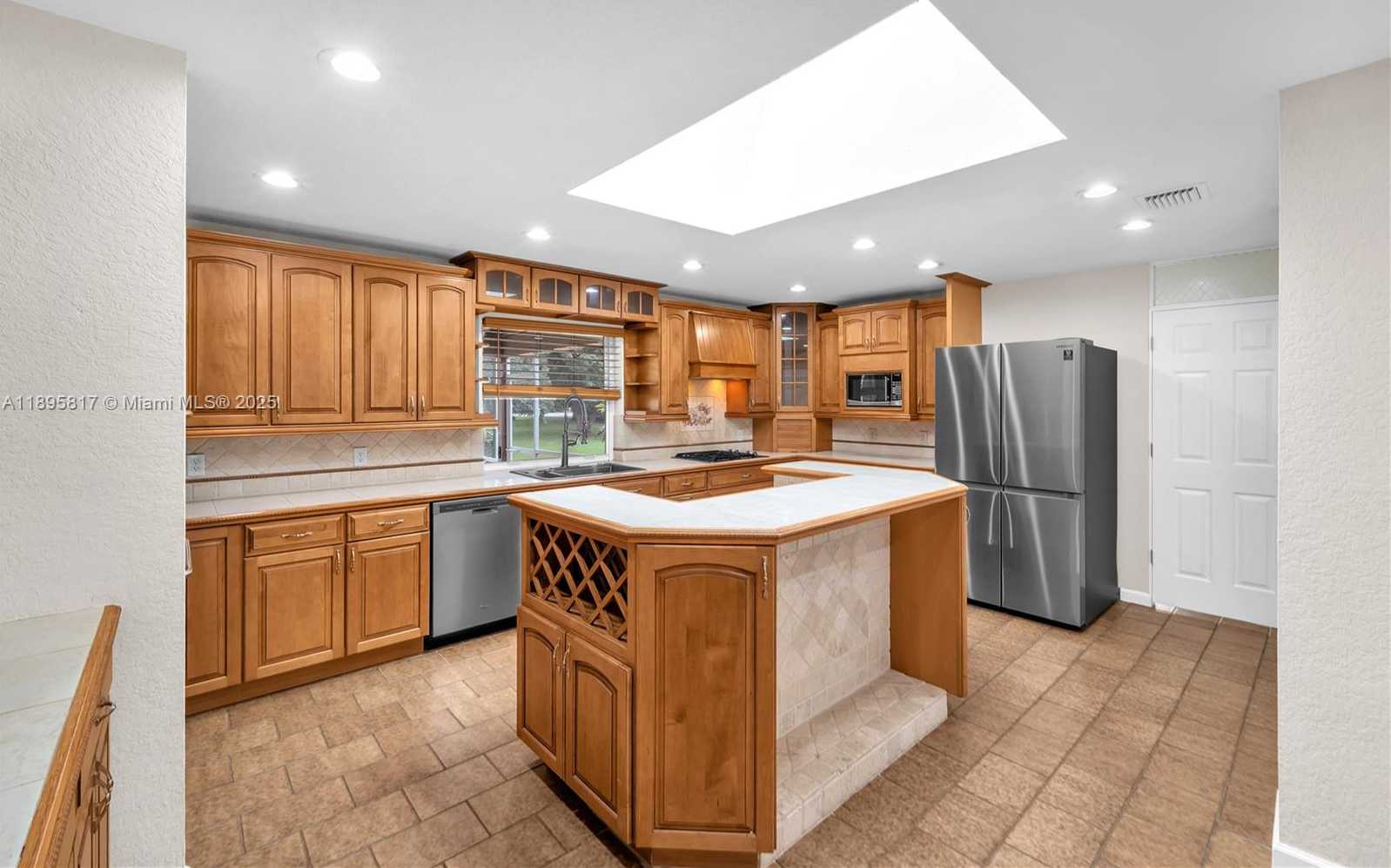 Small Image of 4020 SOUTH WEST 112TH AVE, Davie Number 4