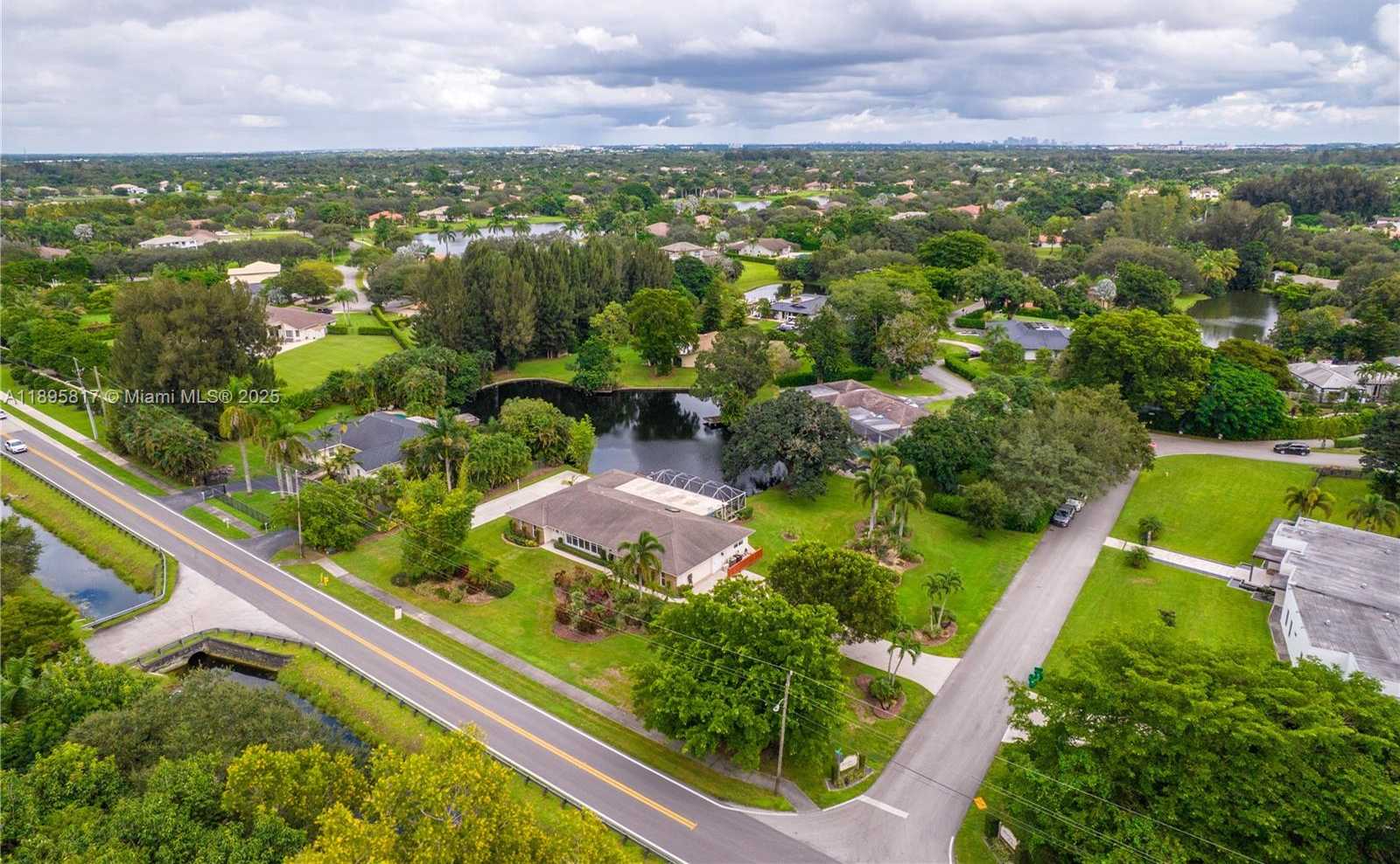 Small Image of 4020 SOUTH WEST 112TH AVE, Davie Number 50