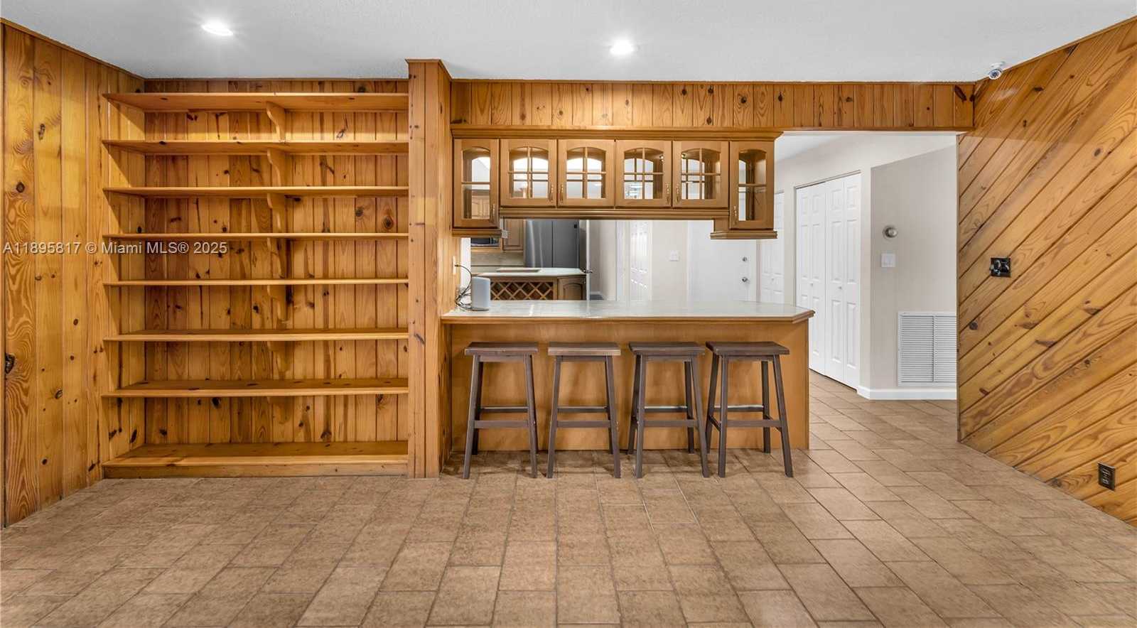 Small Image of 4020 SOUTH WEST 112TH AVE, Davie Number 8