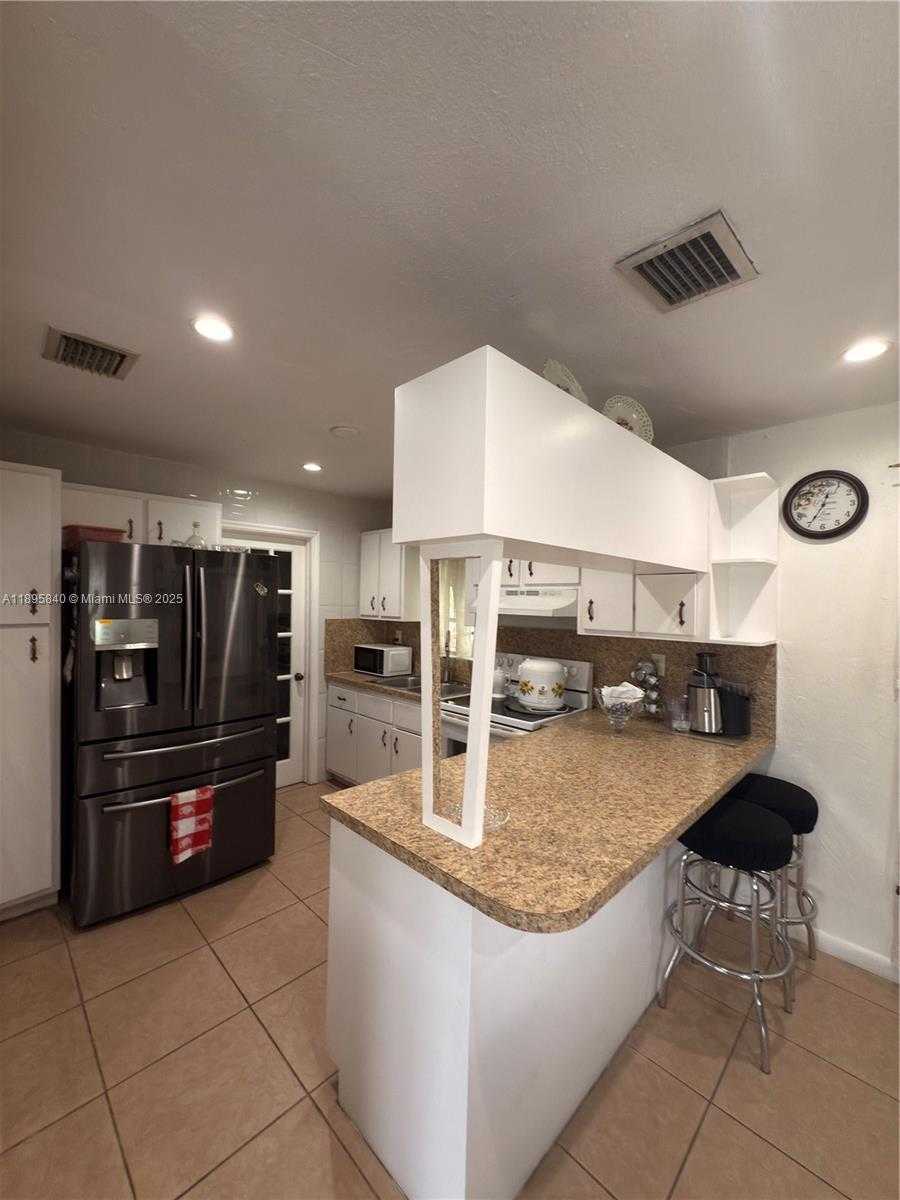 Small Image of 30120 SOUTH WEST 149TH AVE, Homestead Number 13