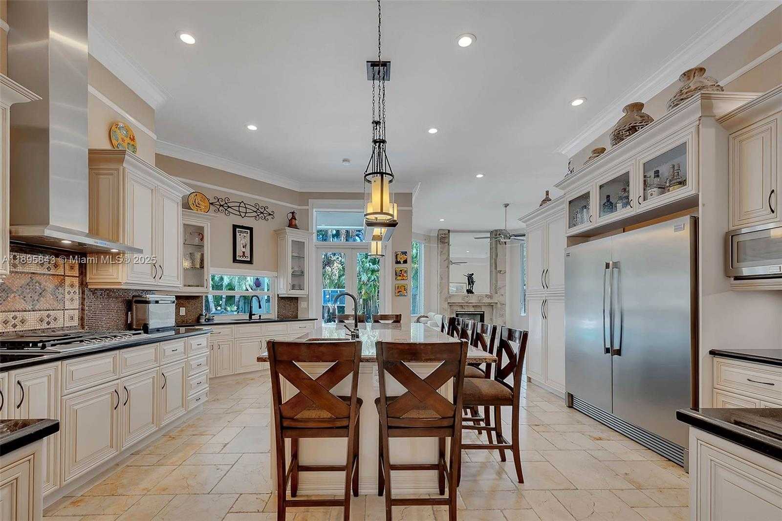 Small Image of 16723 SOUTH WEST 78TH PL, Palmetto Bay Number 2