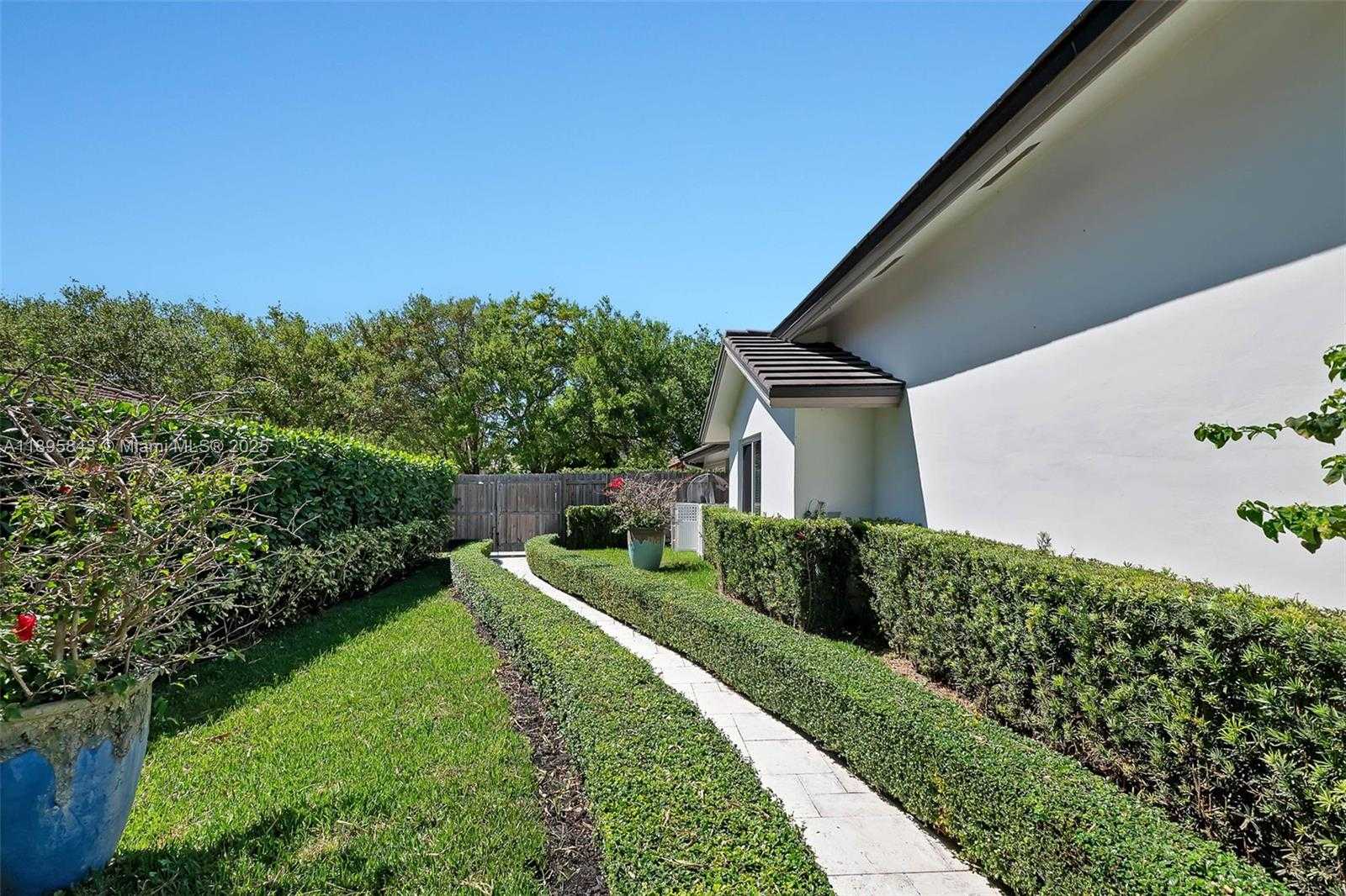 Small Image of 16723 SOUTH WEST 78TH PL, Palmetto Bay Number 22