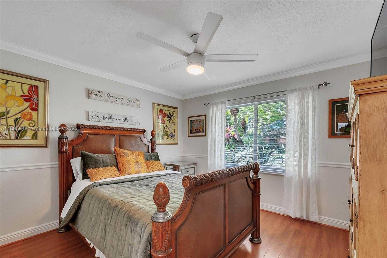 Small Image of 16723 SOUTH WEST 78TH PL, Palmetto Bay Number 9