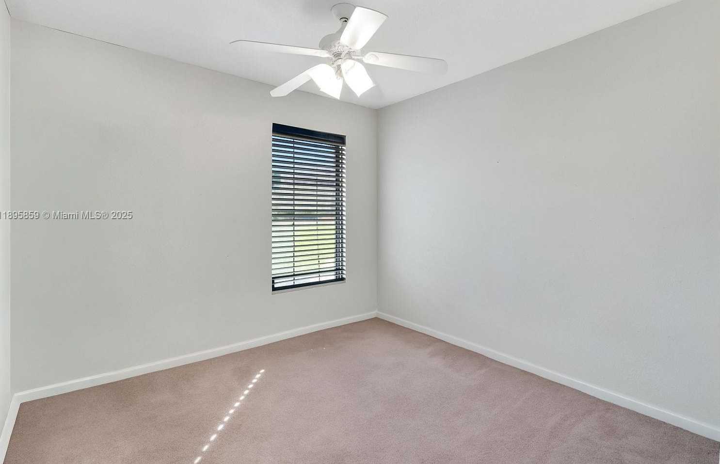 Small Image of 18102 SOUTH WEST 88TH PL, Palmetto Bay Number 18