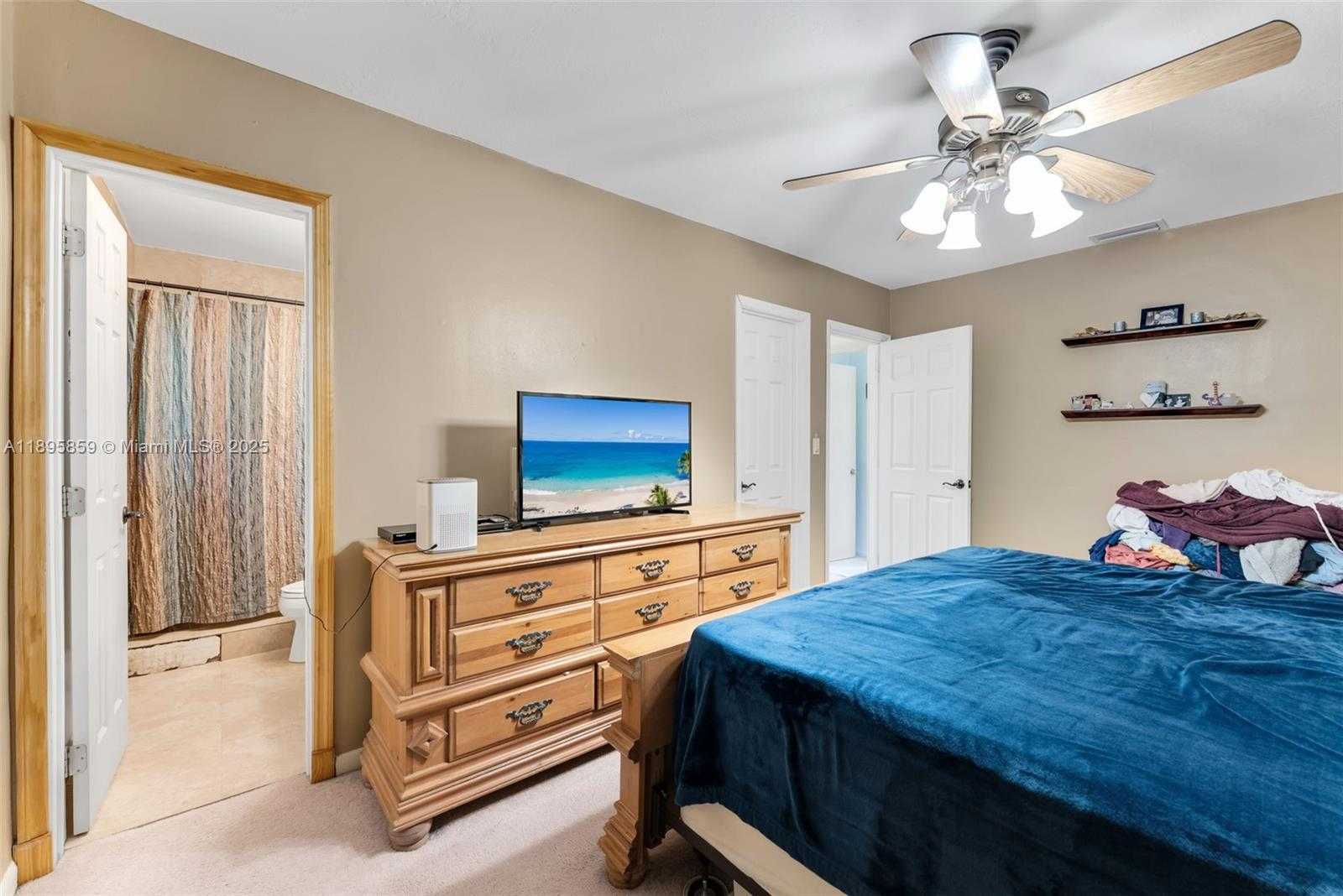 Small Image of 18102 SOUTH WEST 88TH PL, Palmetto Bay Number 32