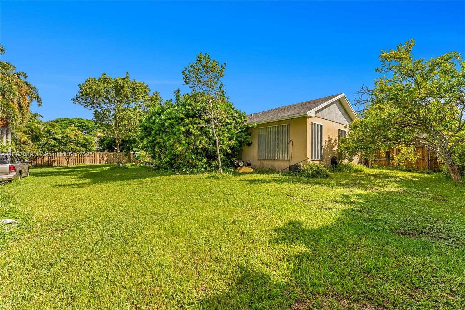 Small Image of 18102 SOUTH WEST 88TH PL, Palmetto Bay Number 5