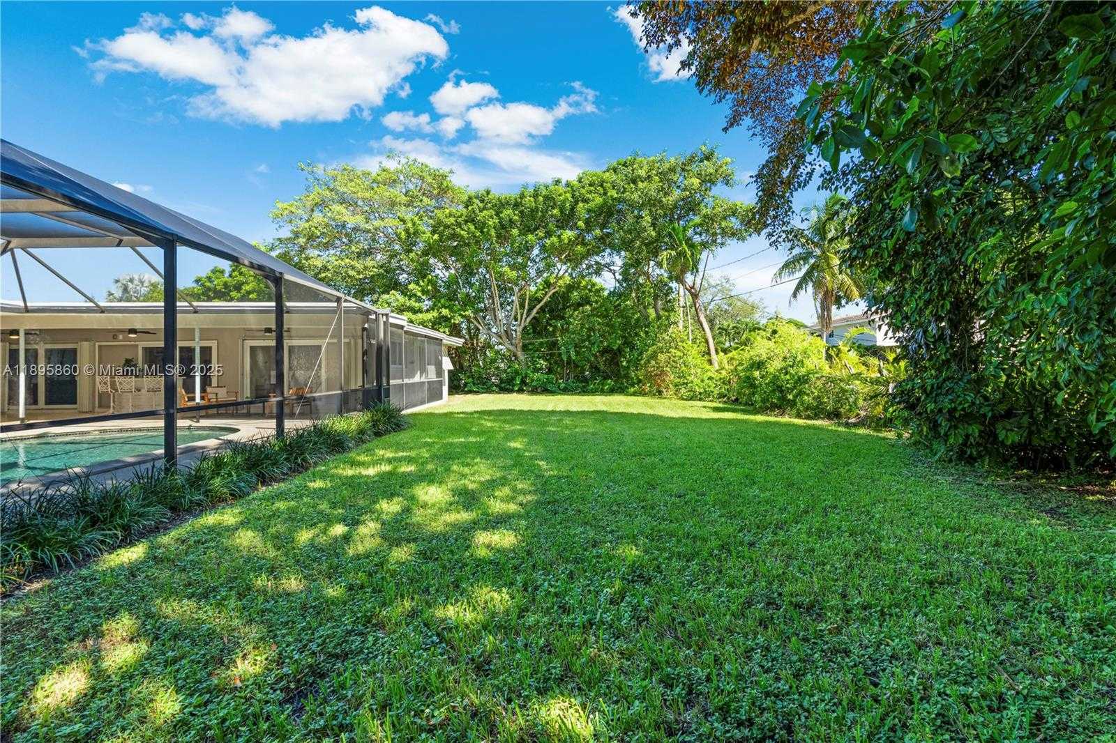 Small Image of 13905 SOUTH WEST 78TH CT, Palmetto Bay Number 28