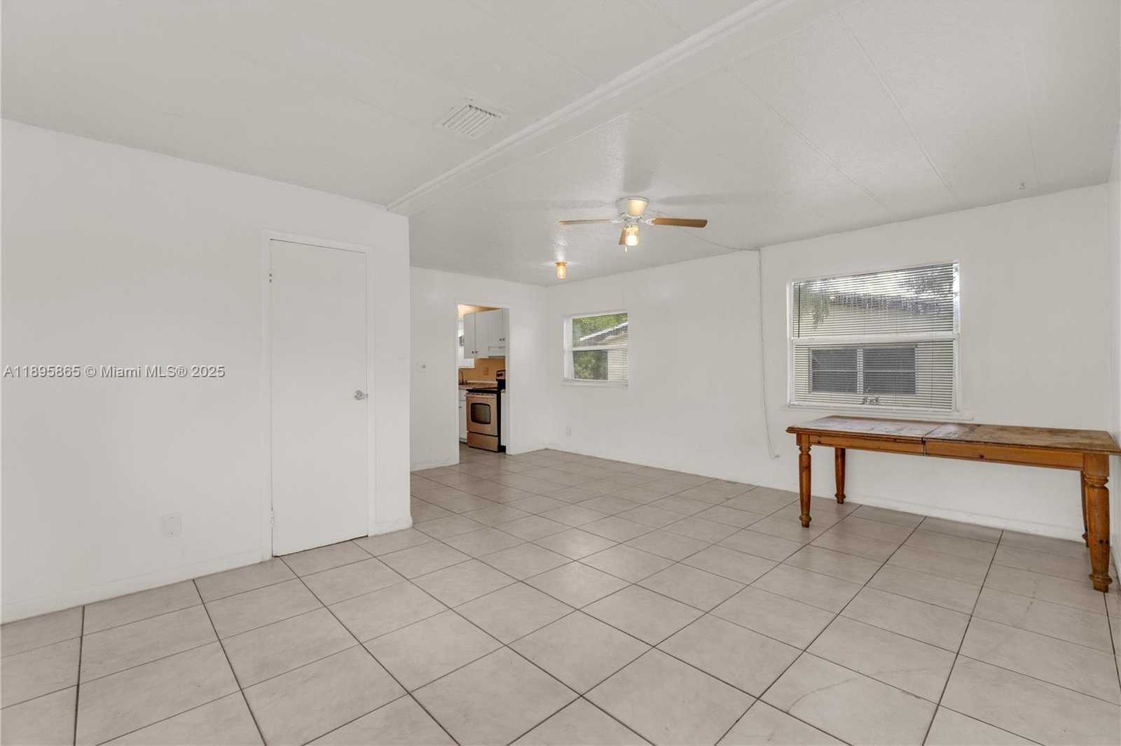 Small Image of 2005 NORTH WEST 11TH AVE, Fort Lauderdale Number 10