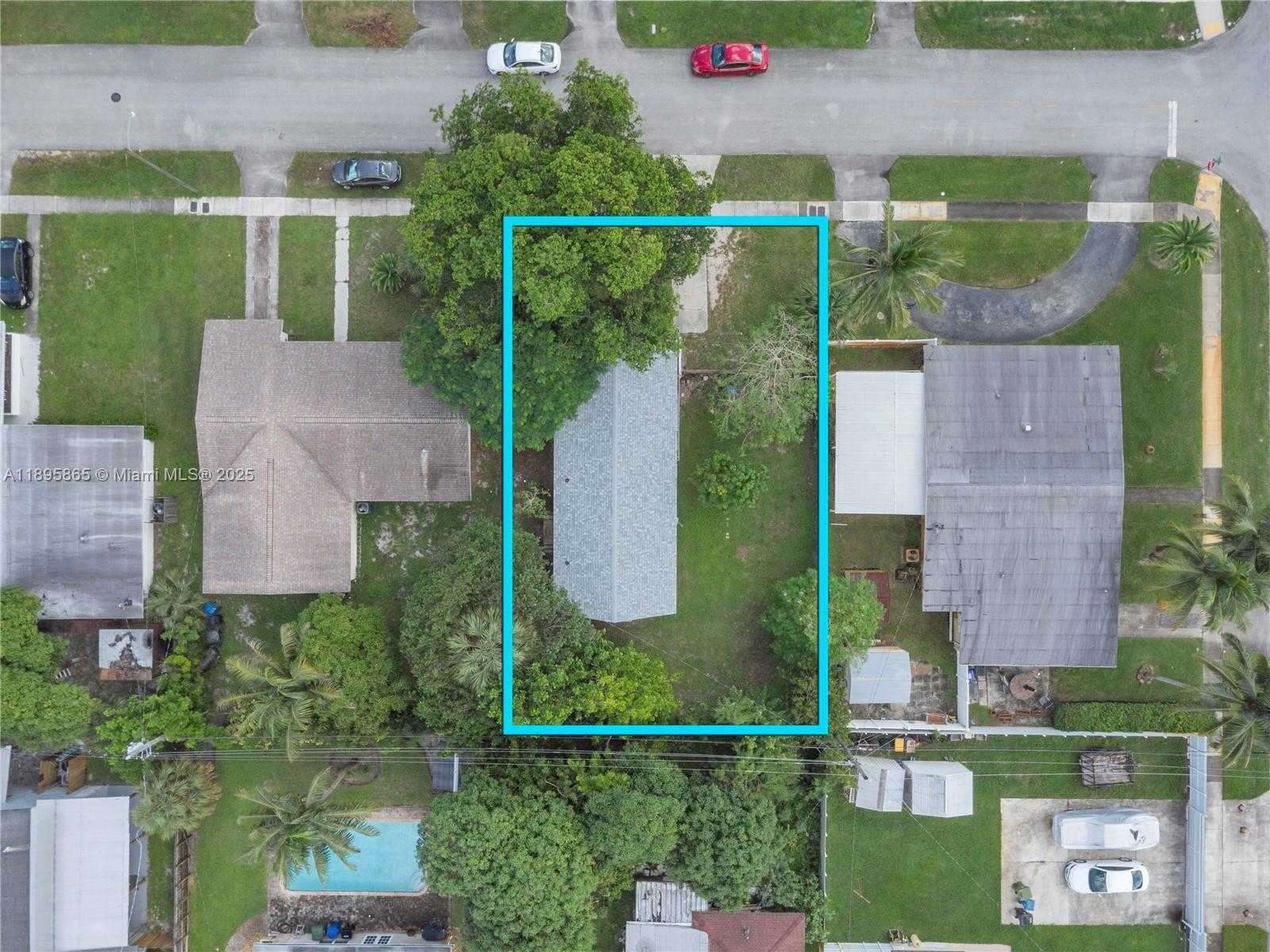 Small Image of 2005 NORTH WEST 11TH AVE, Fort Lauderdale Number 4