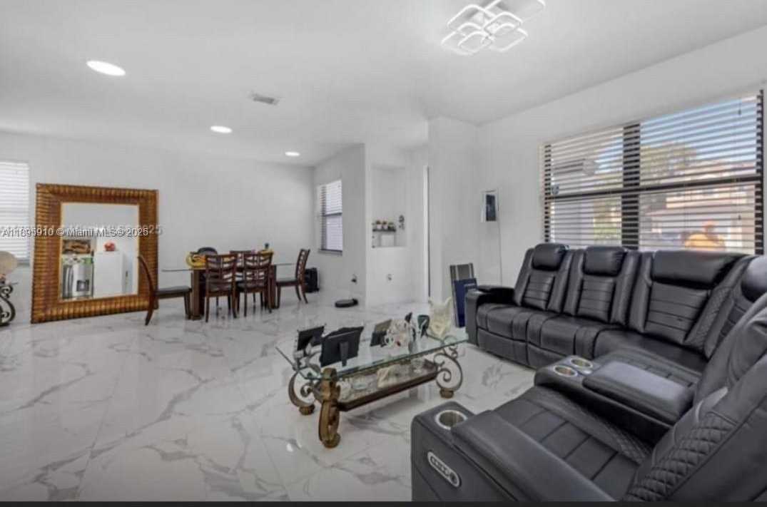 Small Image of 10978 SOUTH WEST 243RD LN, Homestead Number 30