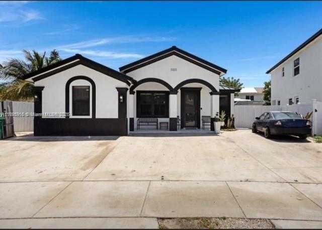 Small Image of 10978 SOUTH WEST 243RD LN, Homestead Number 5