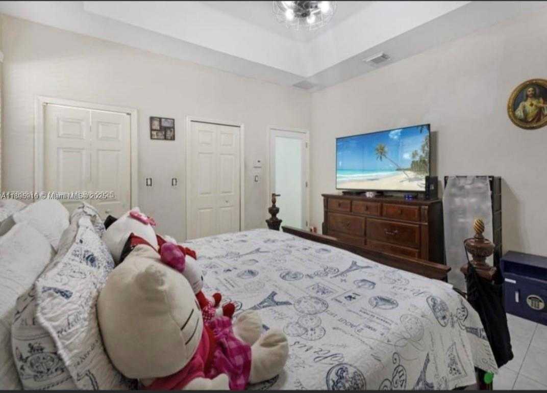 Small Image of 10978 SOUTH WEST 243RD LN, Homestead Number 9