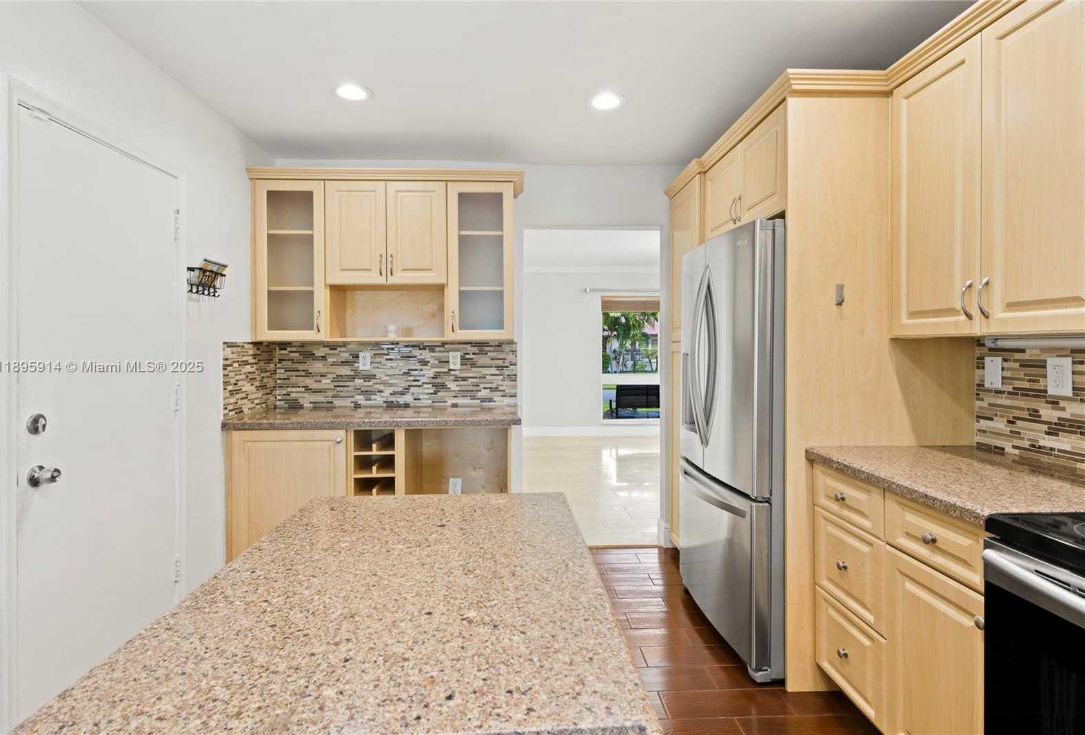 Small Image of 6150 SOUTH WEST 7TH ST, Plantation Number 13