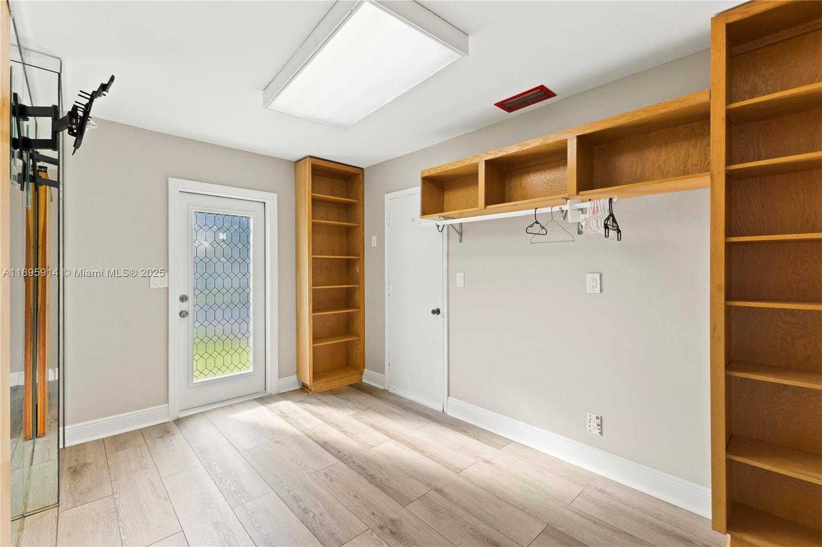 Small Image of 6150 SOUTH WEST 7TH ST, Plantation Number 27