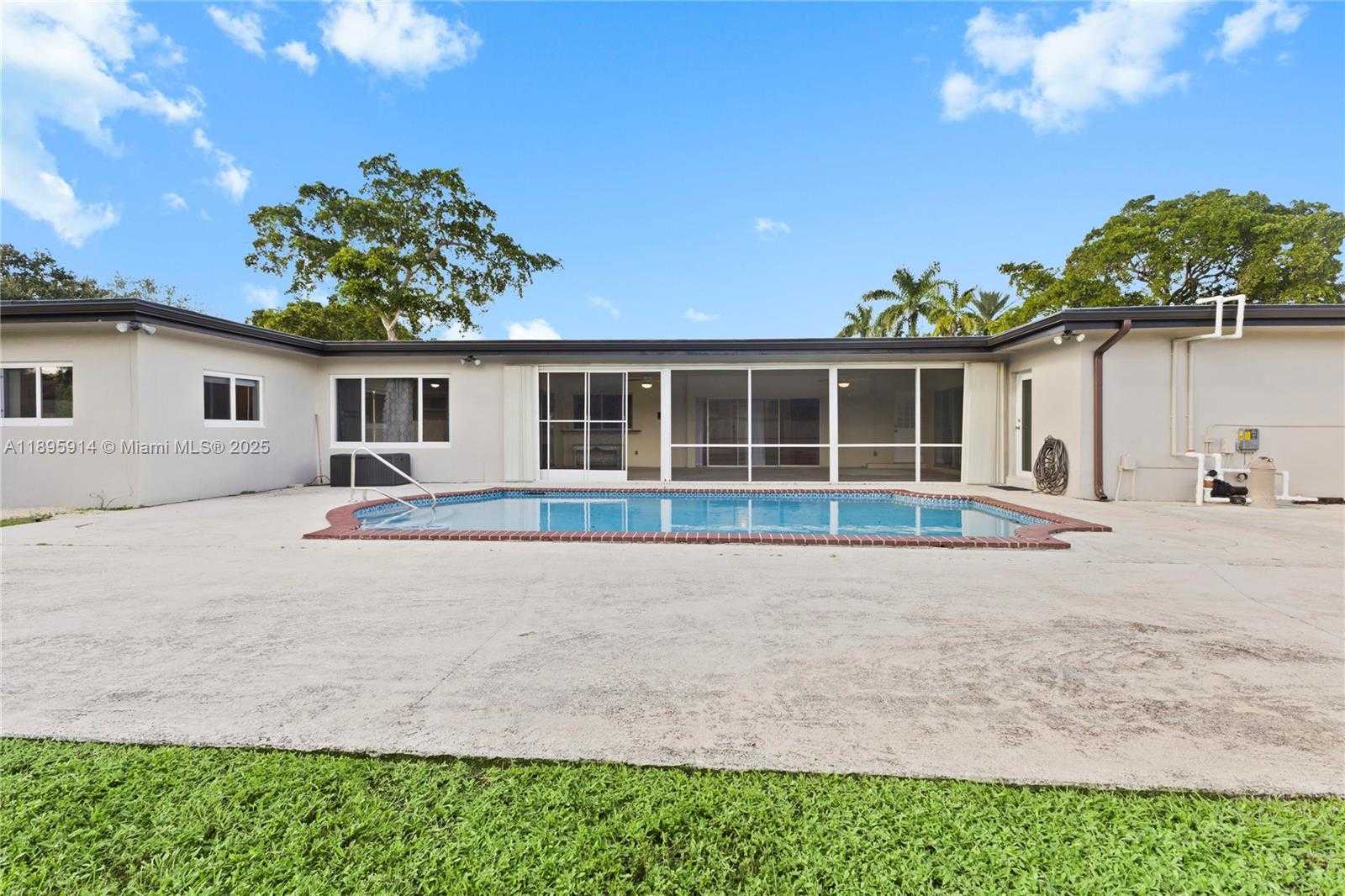 Small Image of 6150 SOUTH WEST 7TH ST, Plantation Number 42