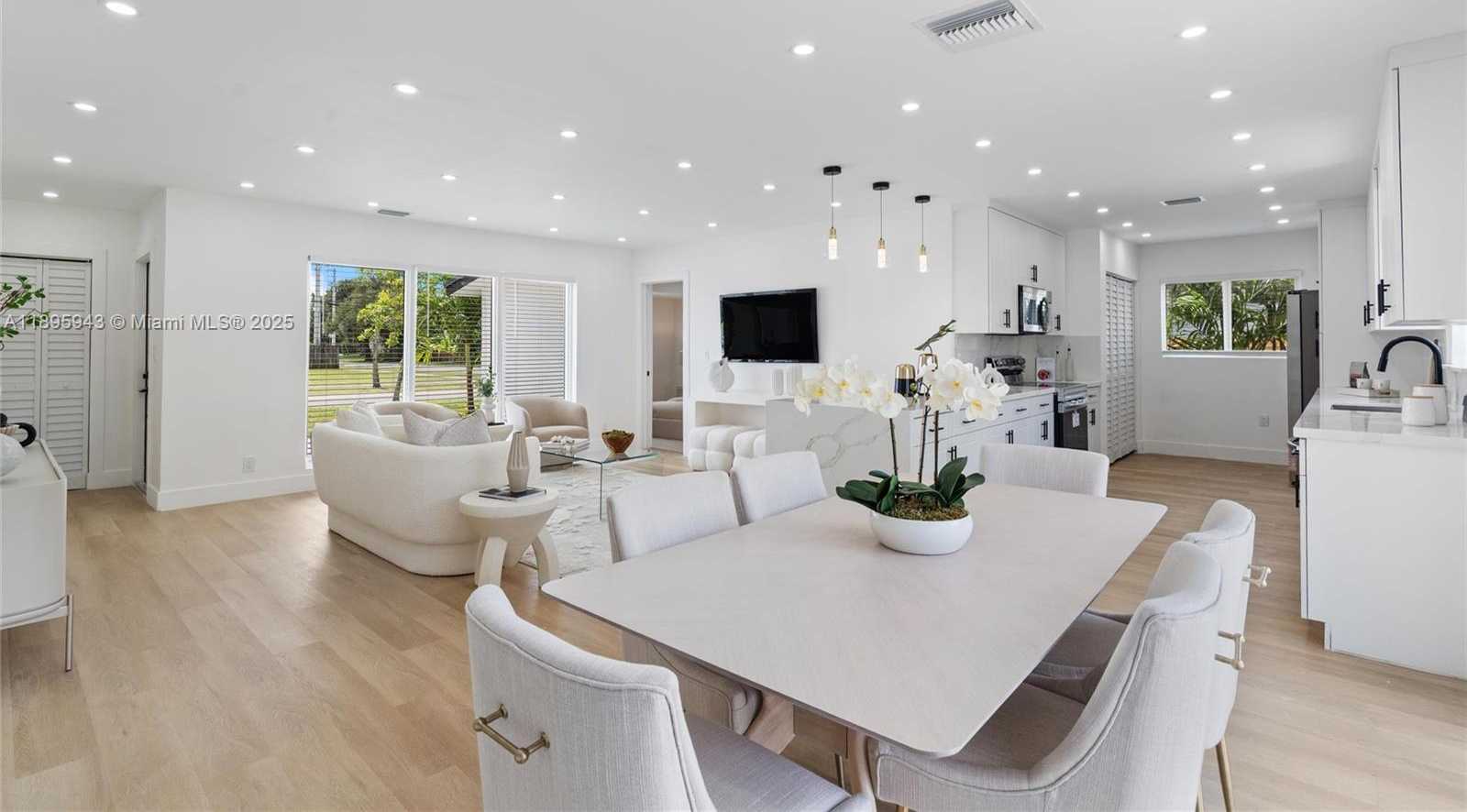 Small Image of 3645 SOUTH WEST 22ND ST, Fort Lauderdale Number 12