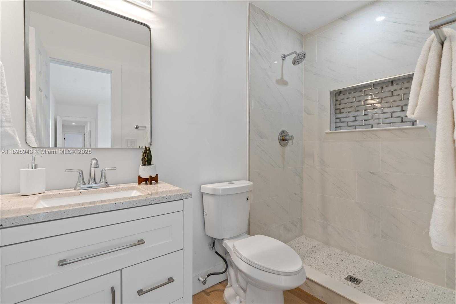 Small Image of 3645 SOUTH WEST 22ND ST, Fort Lauderdale Number 16