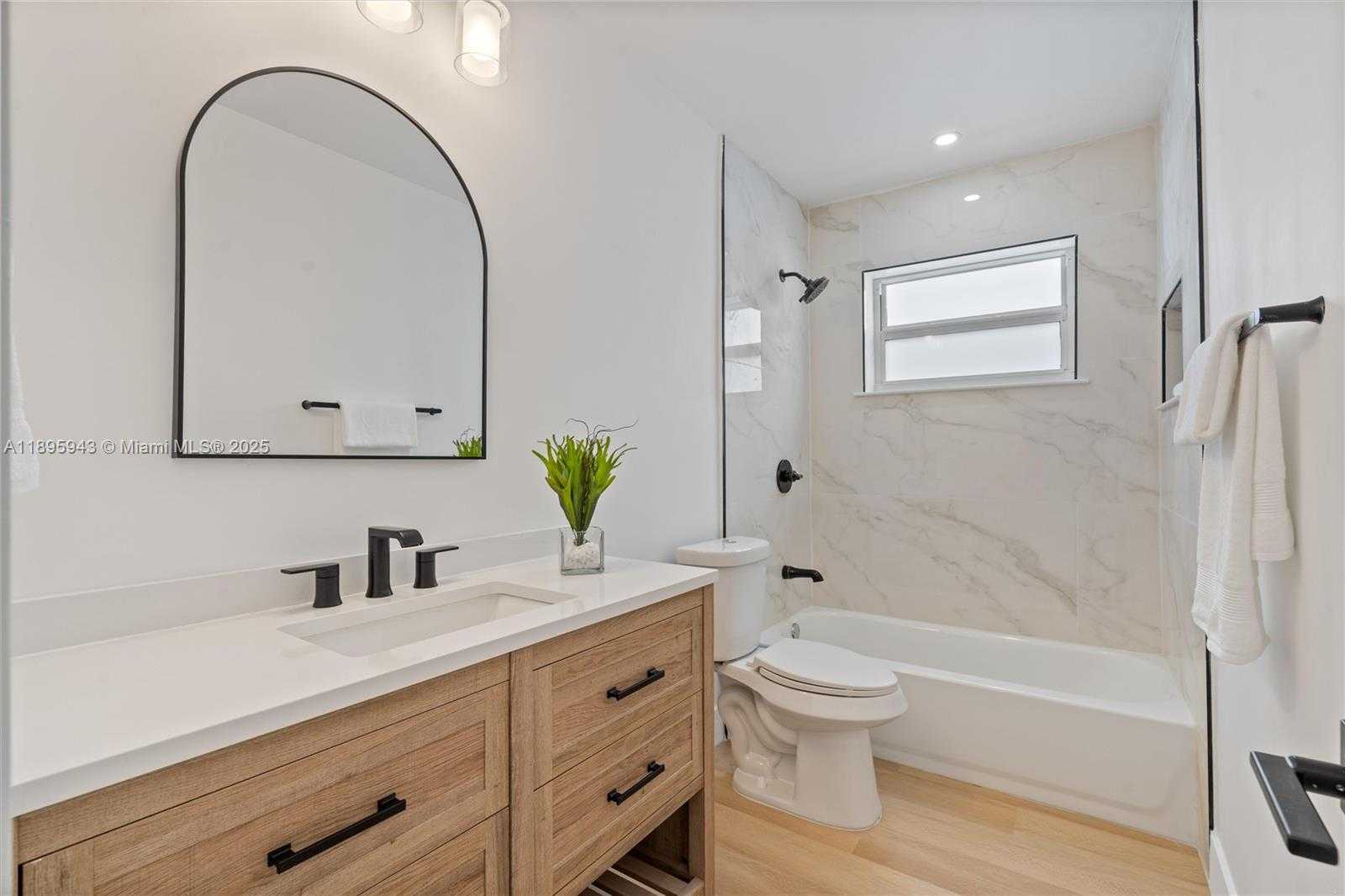 Small Image of 3645 SOUTH WEST 22ND ST, Fort Lauderdale Number 22