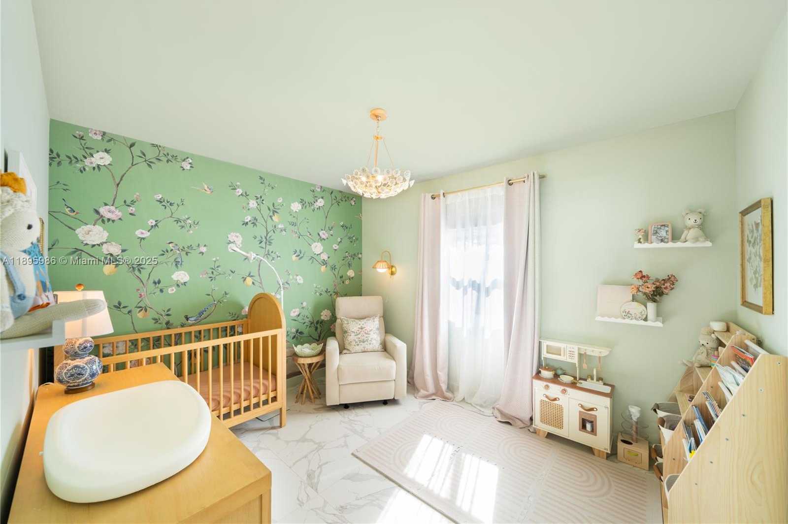 Small Image of 531 SOUTH WEST 23RD RD, Miami Number 17