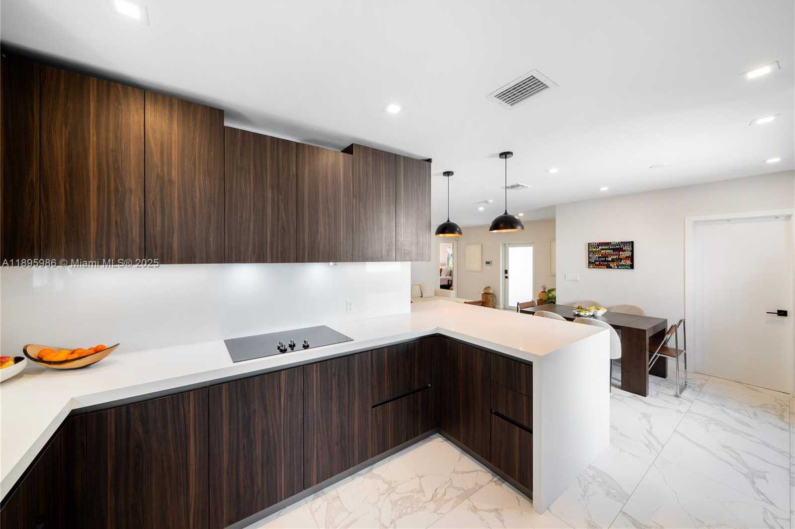 Small Image of 531 SOUTH WEST 23RD RD, Miami Number 6