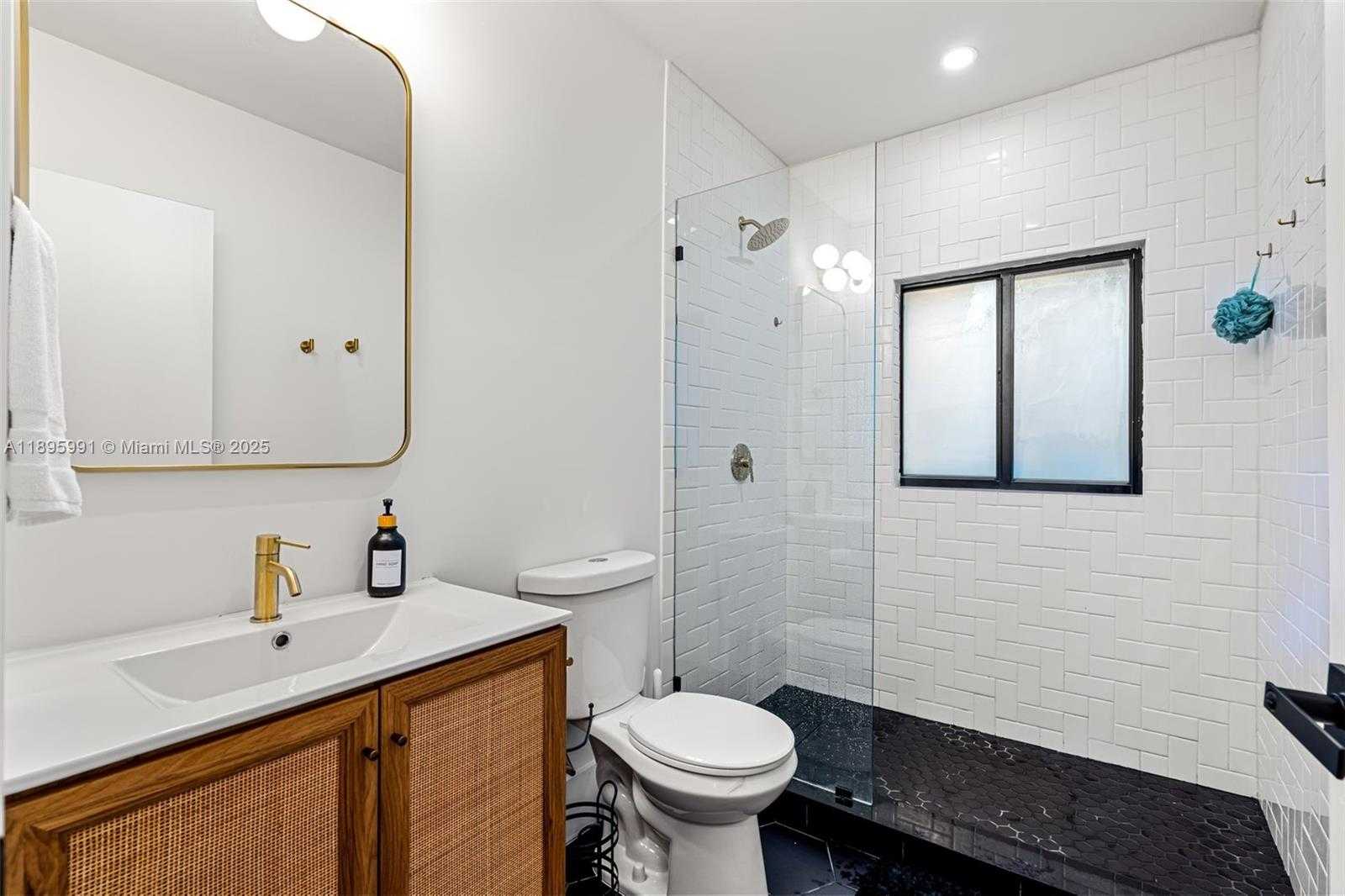 Small Image of 1310 SOUTH WEST 28TH ST, Fort Lauderdale Number 9