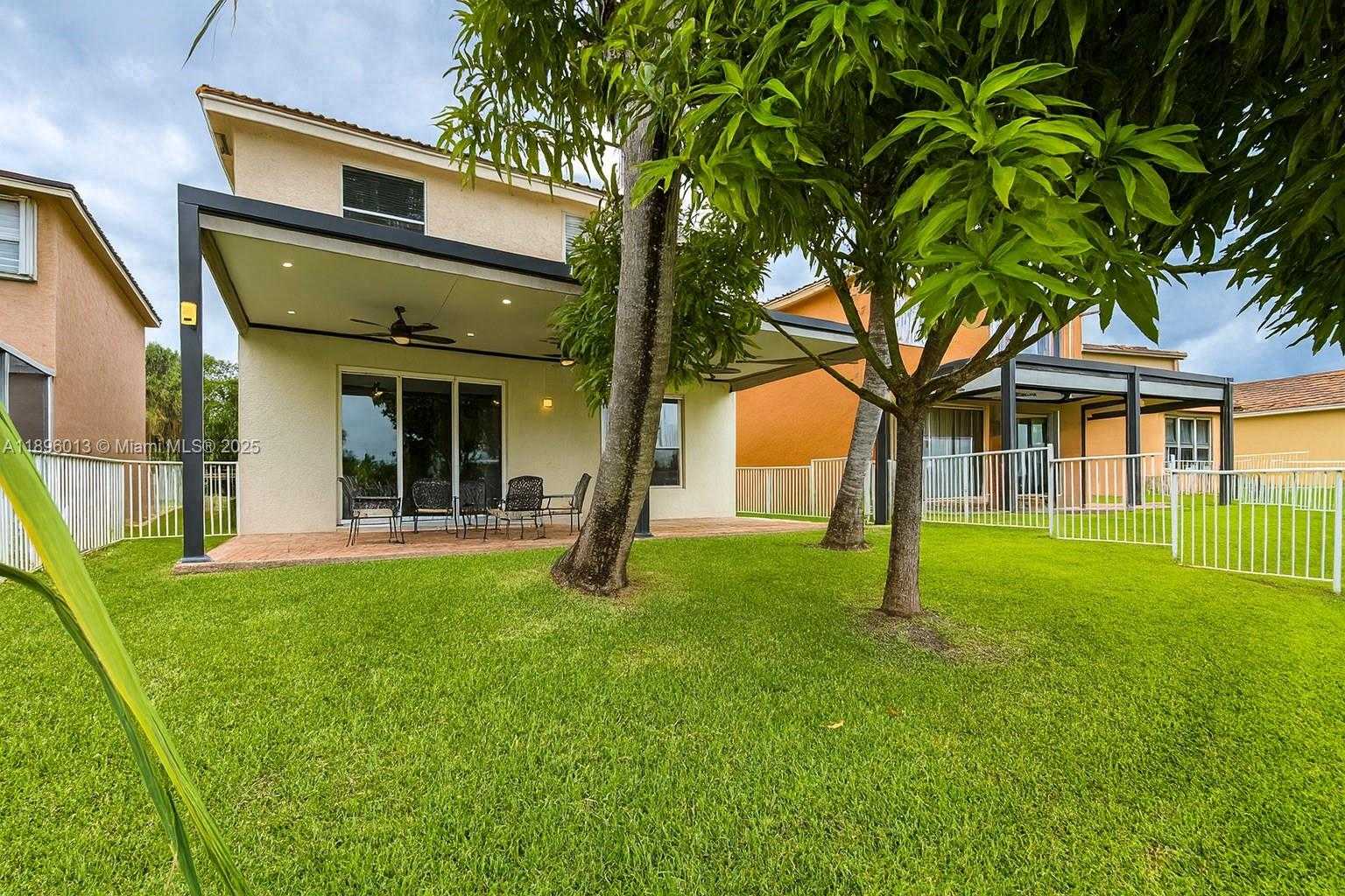 Small Image of 14936 SOUTH WEST 22ND ST, Miramar Number 8