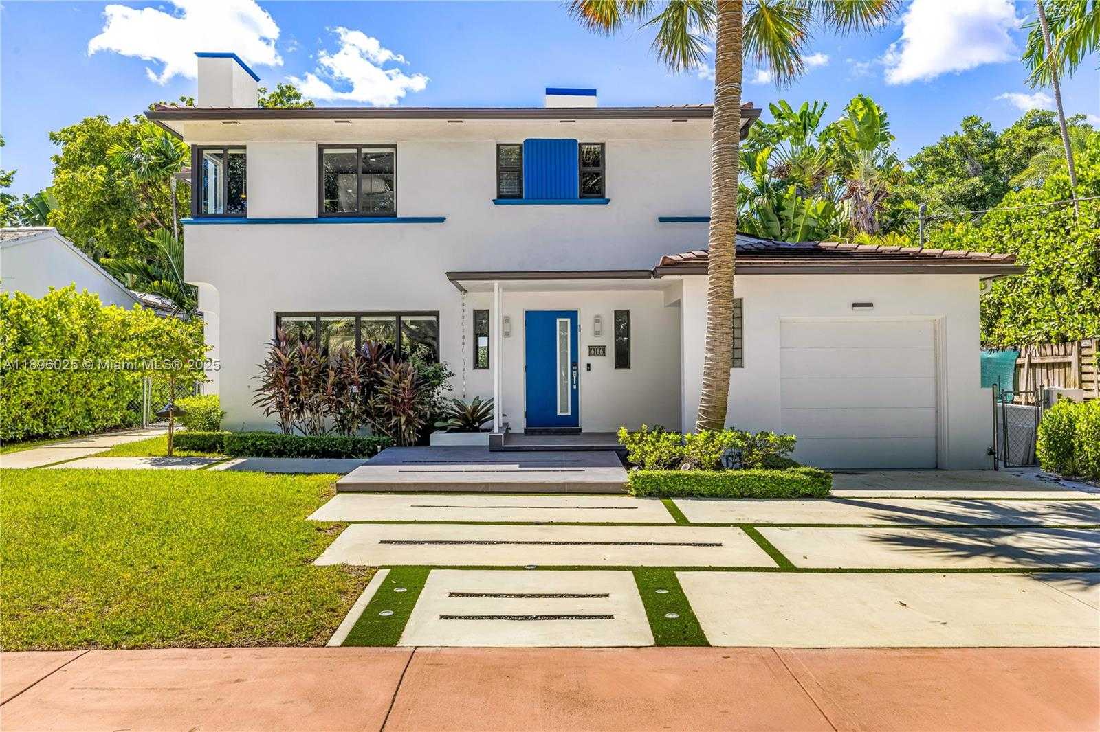 Small Image of 6166 PINE TREE DR, Miami Beach Number 2