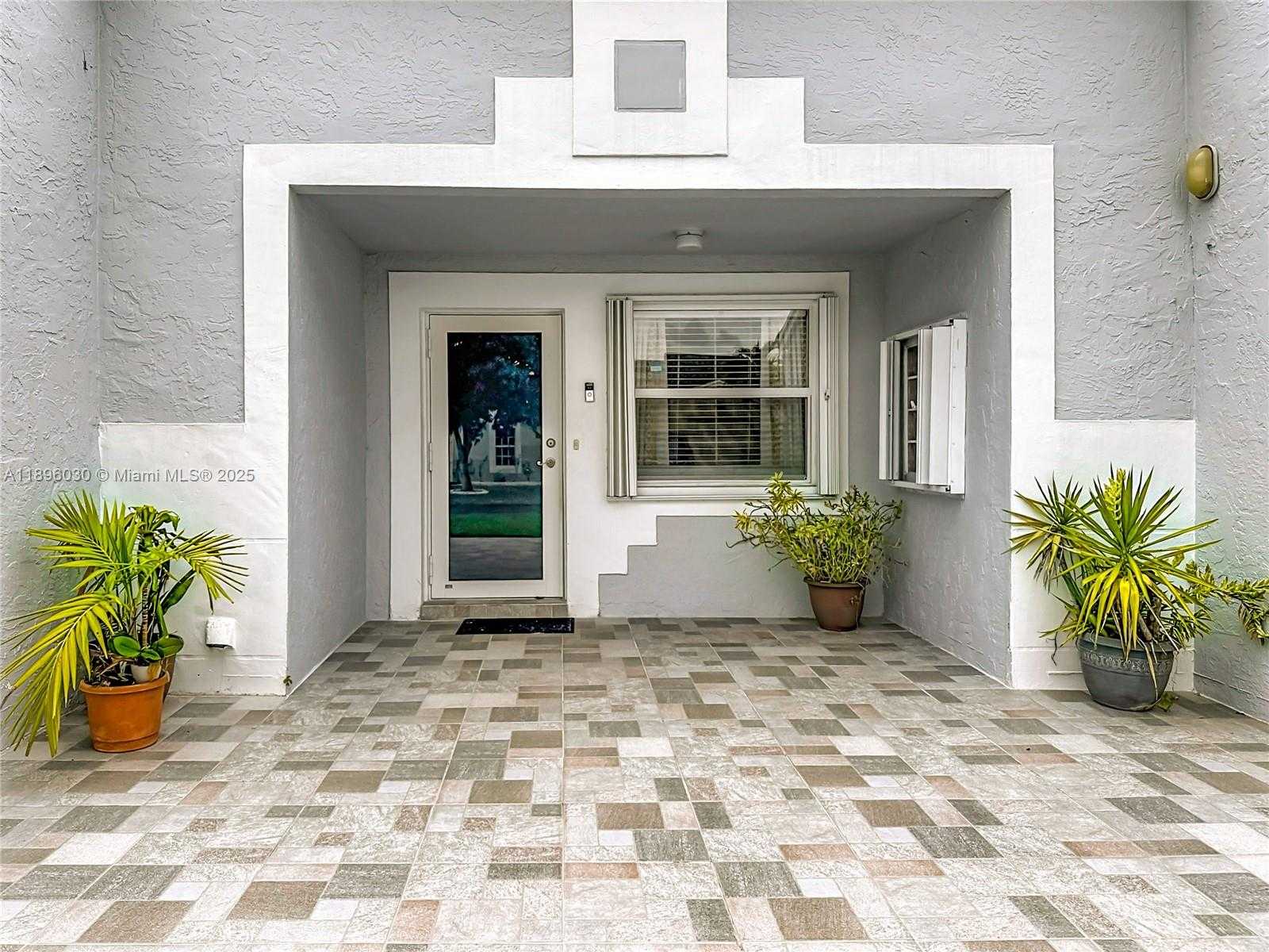 Imagen de Pequeño Objeto