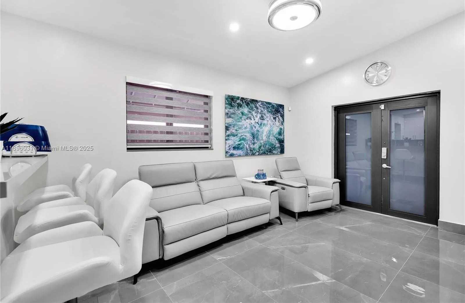 Small Image of 3118 WEST 71ST PL, Hialeah Number 9