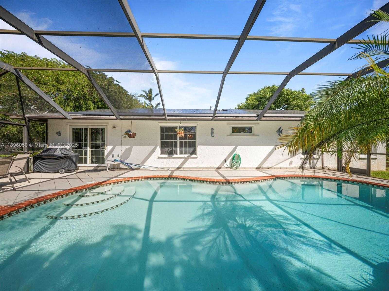 Small Image of 8520 SOUTH WEST 179TH ST, Palmetto Bay Number 28