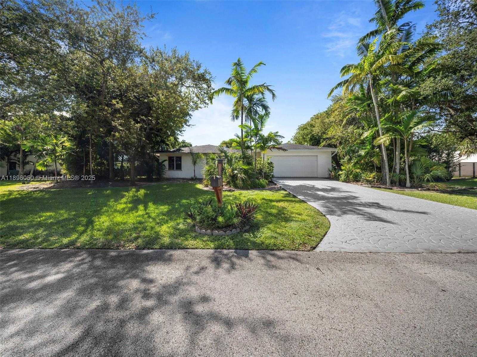 Small Image of 8520 SOUTH WEST 179TH ST, Palmetto Bay Number 33