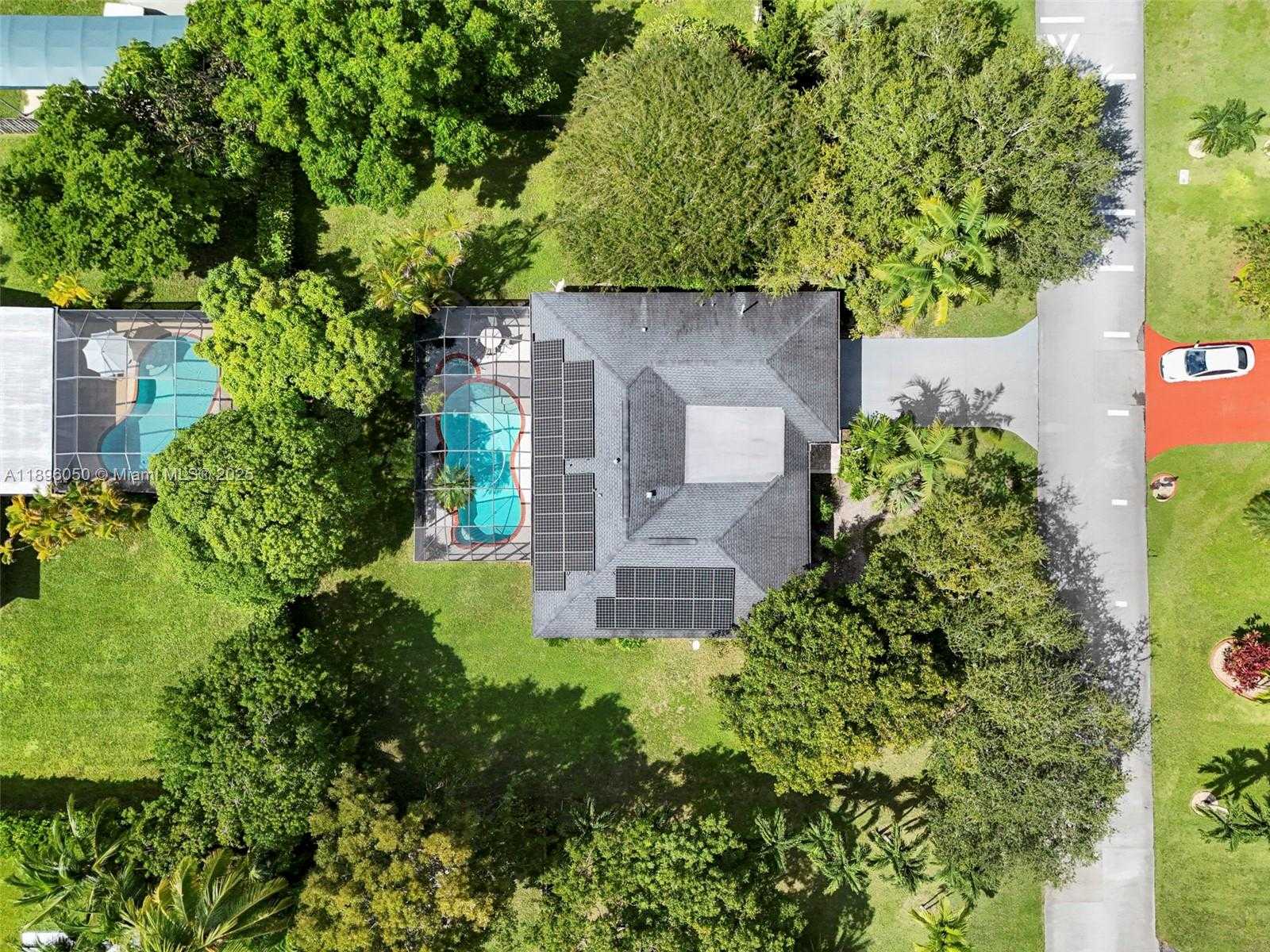 Small Image of 8520 SOUTH WEST 179TH ST, Palmetto Bay Number 36