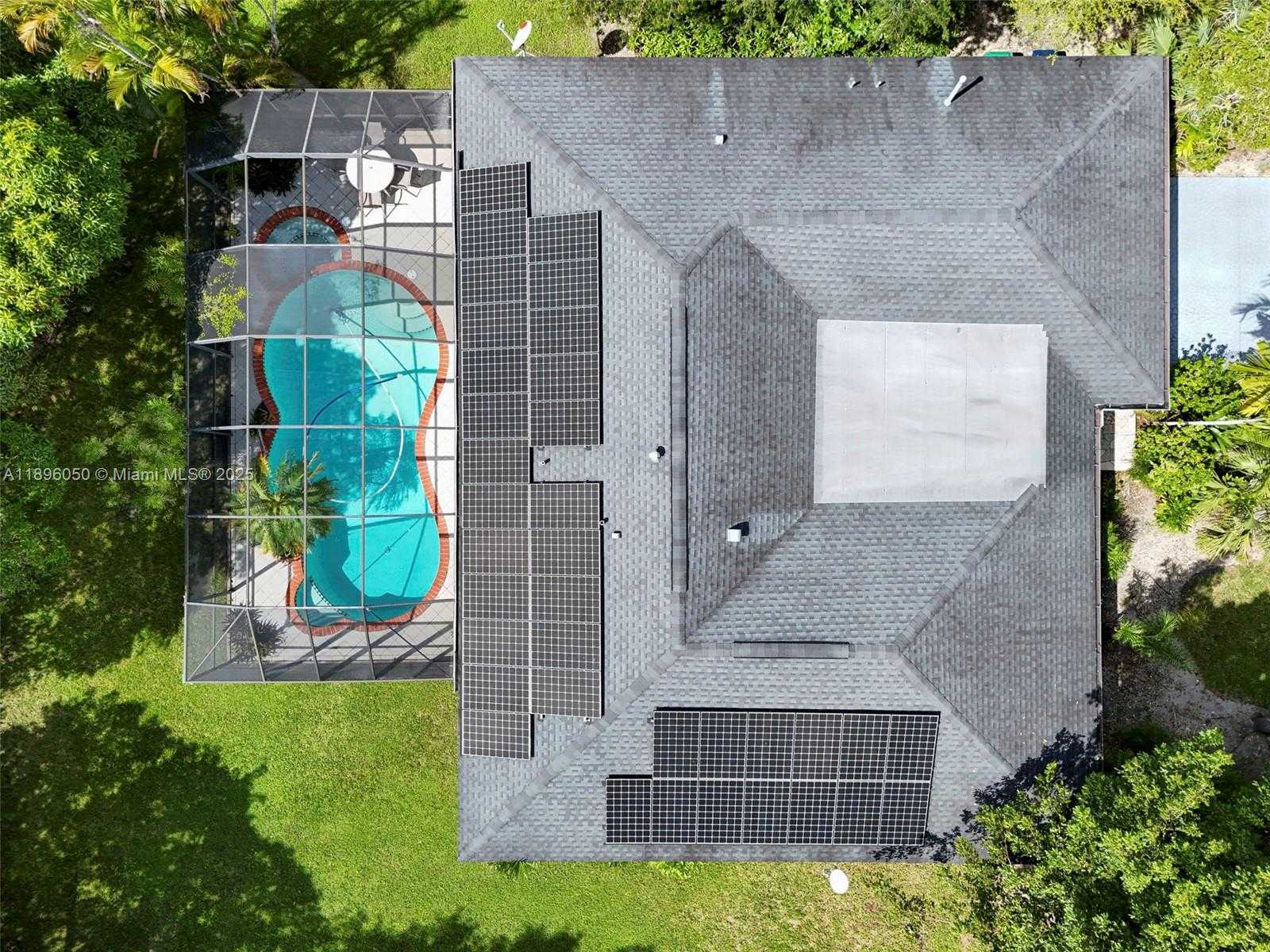 Small Image of 8520 SOUTH WEST 179TH ST, Palmetto Bay Number 37