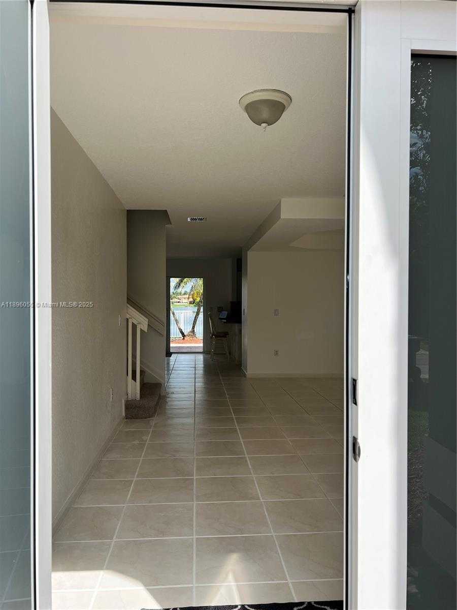 Small Image of 12247 SOUTH WEST 140TH ST, Miami Number 22