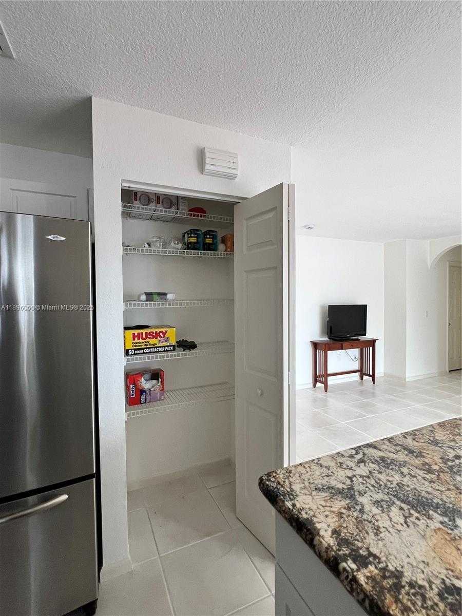 Small Image of 12247 SOUTH WEST 140TH ST, Miami Number 33