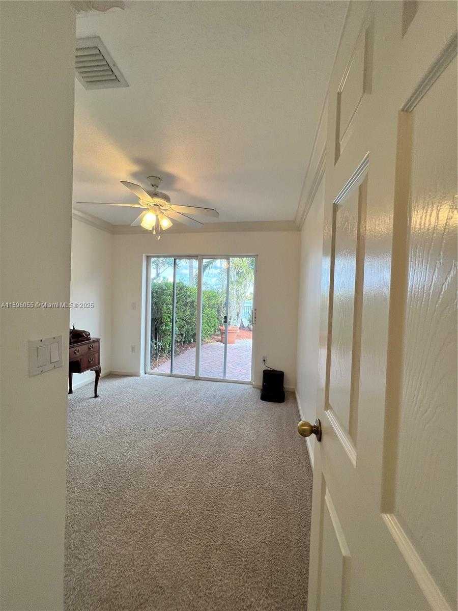 Small Image of 12247 SOUTH WEST 140TH ST, Miami Number 39